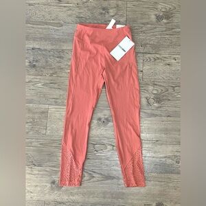 NWT Pink Sports Active Women’s Capri Leggings Lace Coral High Waist 7/8 Size S